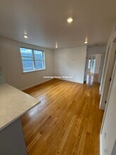 6 Beech St, Unit 2 in Cambridge, MA - Building Photo - Building Photo