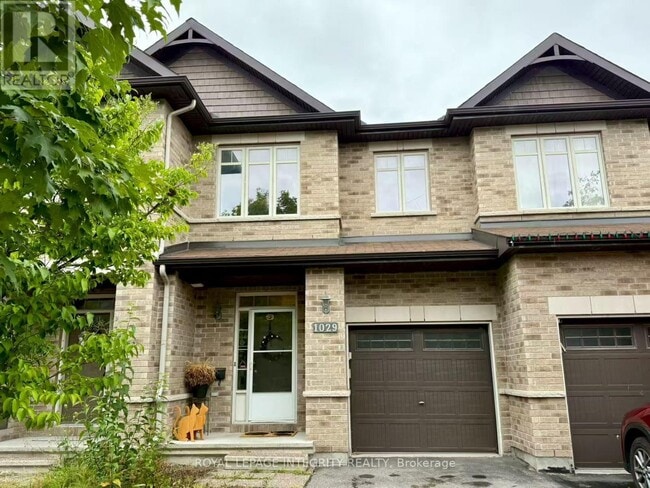 property at 1029 Ottenbrite Cres