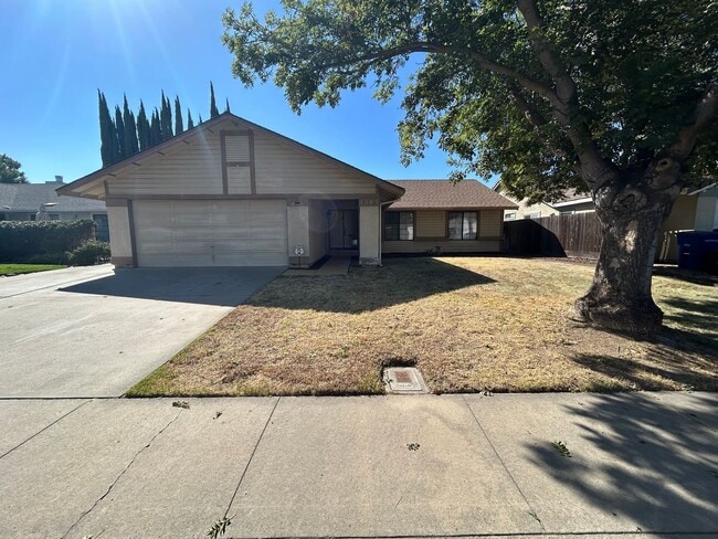property at 1505 Havasu Dr