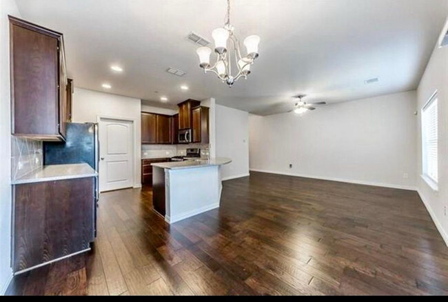 4712 Bridgewater St in Plano, TX - Building Photo - Building Photo