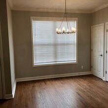 230 Heritage Ln in Carmel, IN - Foto de edificio - Building Photo