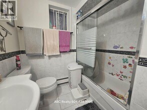 1XXX E 27th Ave in Vancouver, BC - Building Photo - Building Photo