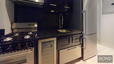 336 E 18th St in New York, NY - Building Photo - Building Photo