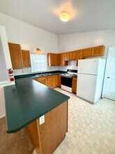 217 S Roosevelt St in Bloomington, IN - Foto de edificio - Building Photo