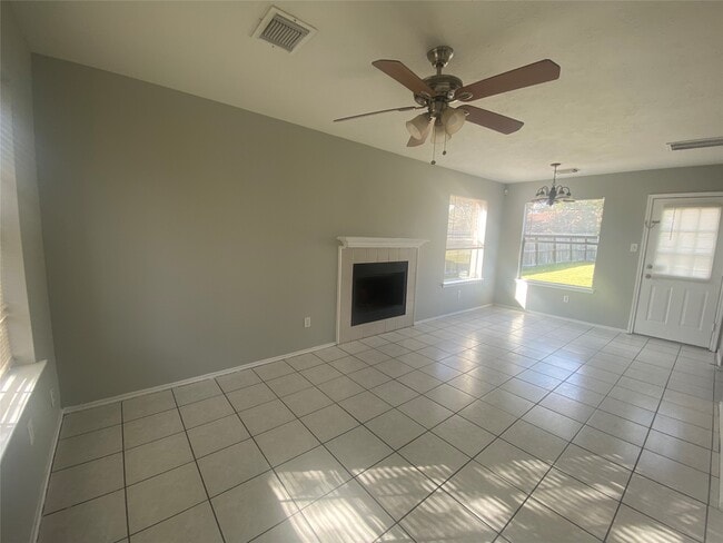 property at 14007 Oleoke Ln