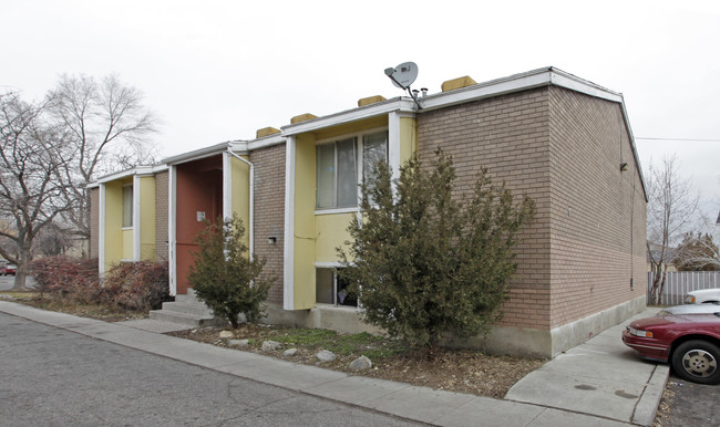 3411 S 300 E in Salt Lake City, UT - Foto de edificio - Building Photo