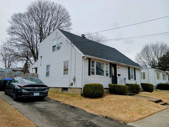 12 Lubec St in Providence, RI - Building Photo - Building Photo