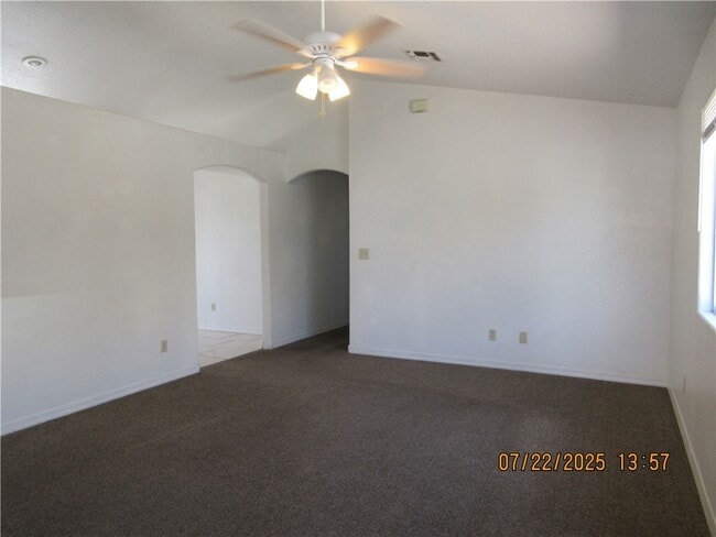 3237 N Yuma St in Kingman, AZ - Building Photo - Building Photo