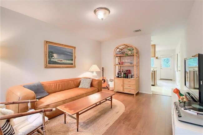 3309 Clawson Rd