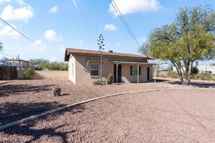 3833 N Tyndall Ave in Tucson, AZ - Building Photo