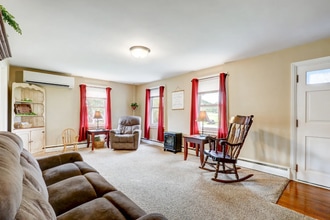 306 Spring Glen Dr in Ephrata, PA - Building Photo - Building Photo