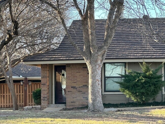 property at 3000 Fleetwood Dr