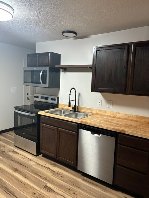 431 SE 150 Rd in Warrensburg, MO - Building Photo - Building Photo