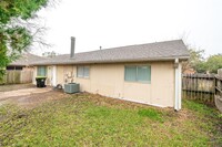 1815 Ripple Creek Dr photo'