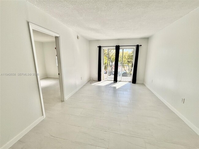 3181 SW 13th St in Miami, FL - Building Photo - Building Photo