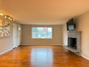 4306 219th St SW in Mountlake Terrace, WA - Building Photo - Building Photo