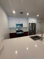 120 Gerry Rd in Brookline, MA - Building Photo