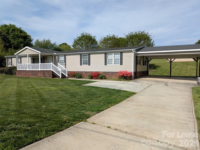 338 Weathers Creek Rd in Troutman, NC - Building Photo - Building Photo