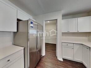 14454 Banister Dr in Noblesville, IN - Foto de edificio - Building Photo