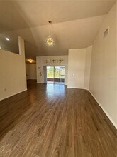 318 Highland Meadows Dr in Davenport, FL - Building Photo - Building Photo