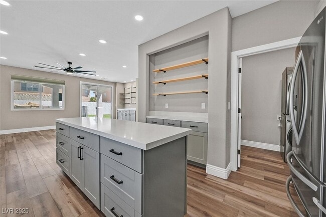 property at 2924 S Rain Lily Ct