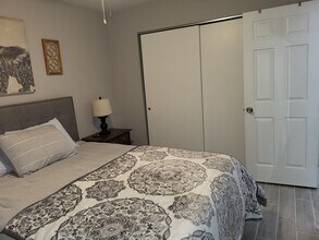 2724 Arnold Tenbrook Ct, Unit 2716 in Arnold, MO - Foto de edificio - Building Photo