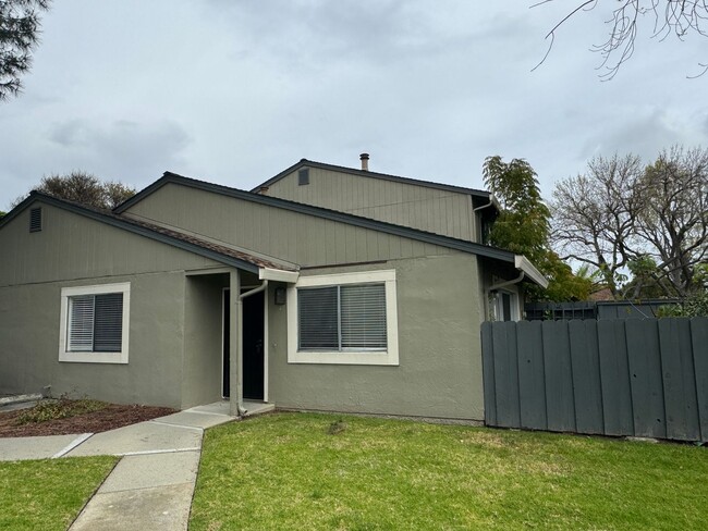 property at 520 Blueberry Ter