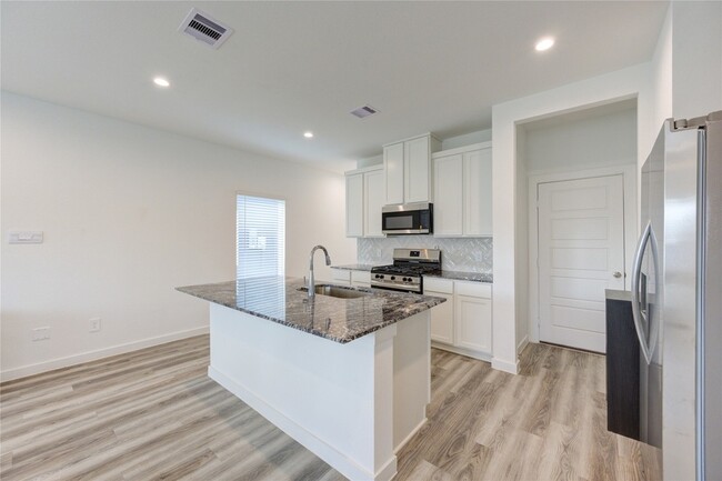 10113 Berkeley Spgs Trl in Houston, TX - Building Photo - Building Photo