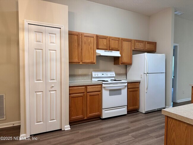 7925 Collins Bay Ct in Jacksonville, FL - Building Photo - Building Photo