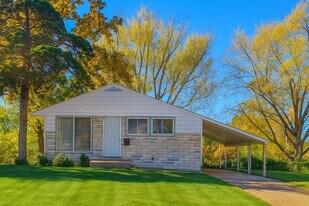 277 Roderick Dr in St. Louis, MO - Building Photo