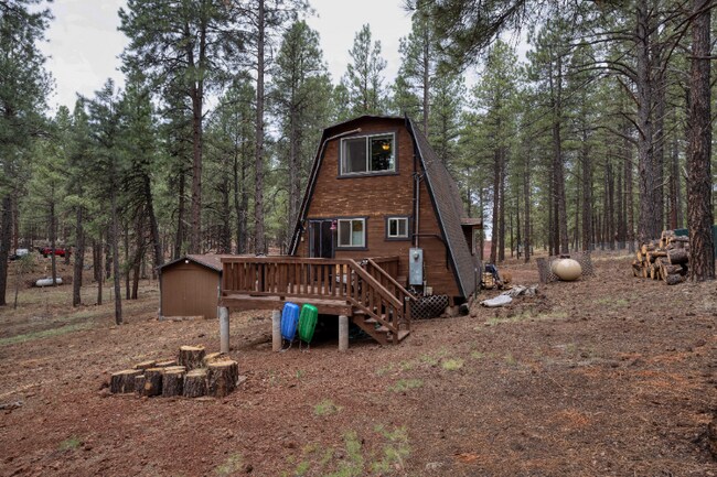 569 S Friar Tuck Trail in Williams, AZ - Building Photo - Building Photo