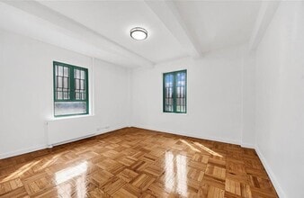 1569 Metropolitan Ave in Bronx, NY - Building Photo - Building Photo