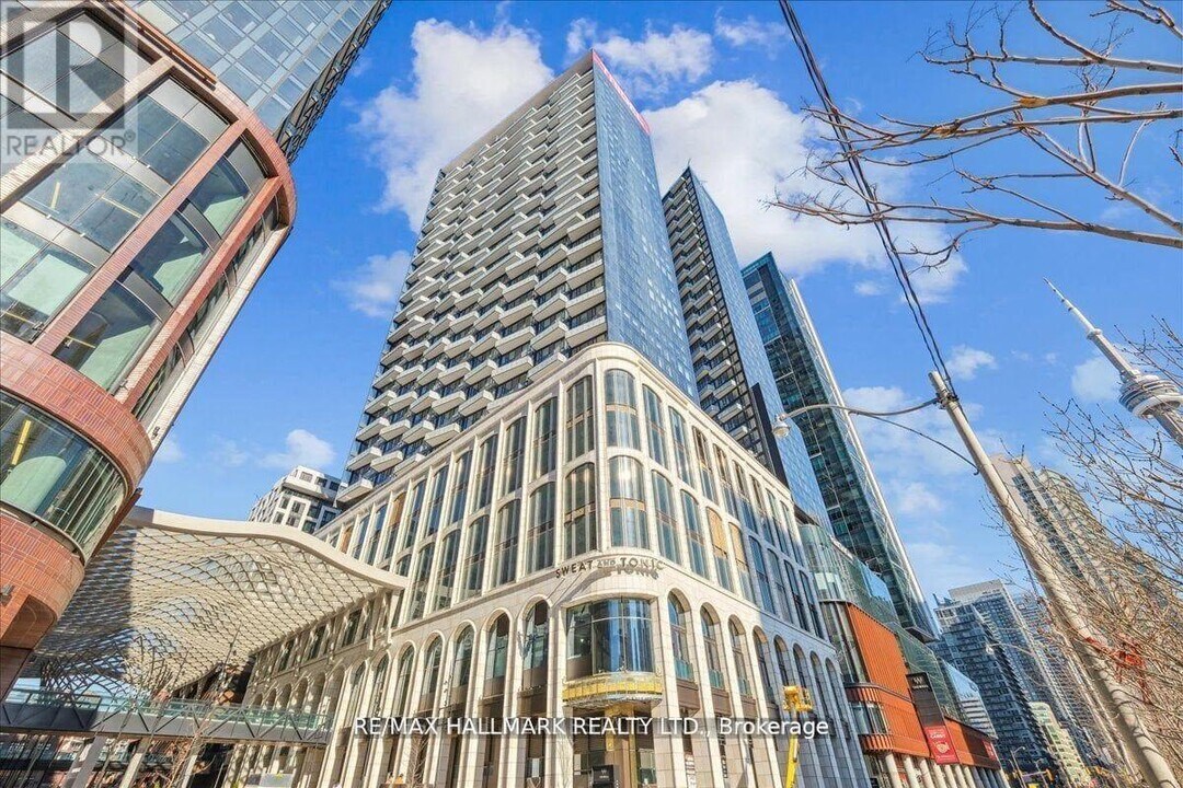 470-3470 Front St W in Toronto, ON - Building Photo