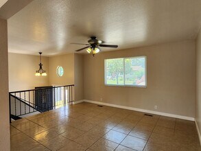 6511 Clematis Way in West Jordan, UT - Building Photo - Building Photo