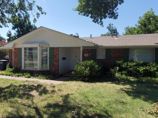 property at 1505 Suggett Ave