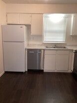 300 S State Hwy 78 in Farmersville, TX - Building Photo