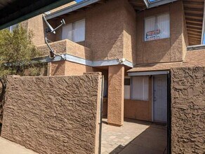 4211 N 69th Ln in Phoenix, AZ - Building Photo - Building Photo