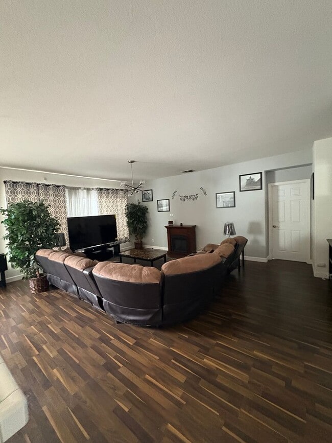 9211 Lembert Dome Cir in Stockton, CA - Building Photo - Building Photo
