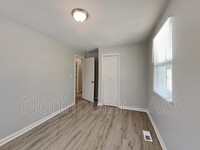 1000 Spring Hill Dr photo'