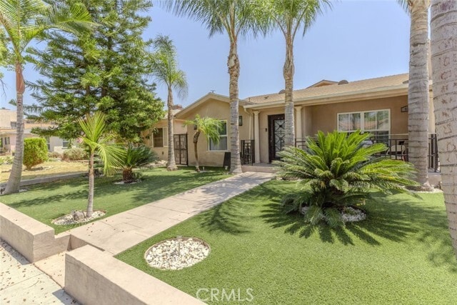 property at 624 Hawthorne St