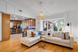 58 Comanche Ct, Unit SI ID1261614P in Palm Coast, FL - Building Photo