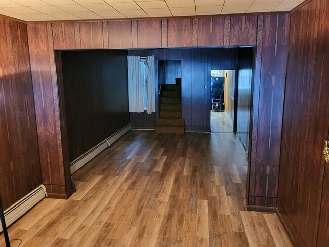 1218 E Centre St in Mahanoy City, PA - Foto de edificio - Building Photo
