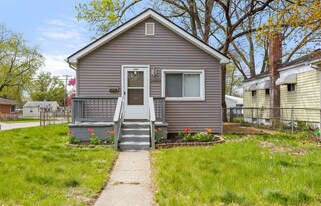 23303 Stauber Ave in Hazel Park, MI - Building Photo
