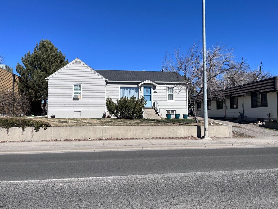 813 Grand Ave in Billings, MT - Foto de edificio