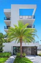 1930 Bay Dr in Miami Beach, FL - Building Photo
