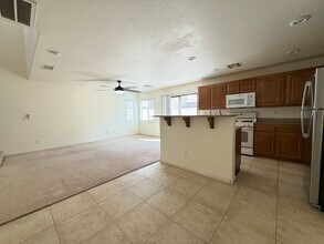 6503 Holyrod Park Ct in Las Vegas, NV - Building Photo - Building Photo
