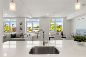 917 Bennington St in Boston, MA - Building Photo - Building Photo