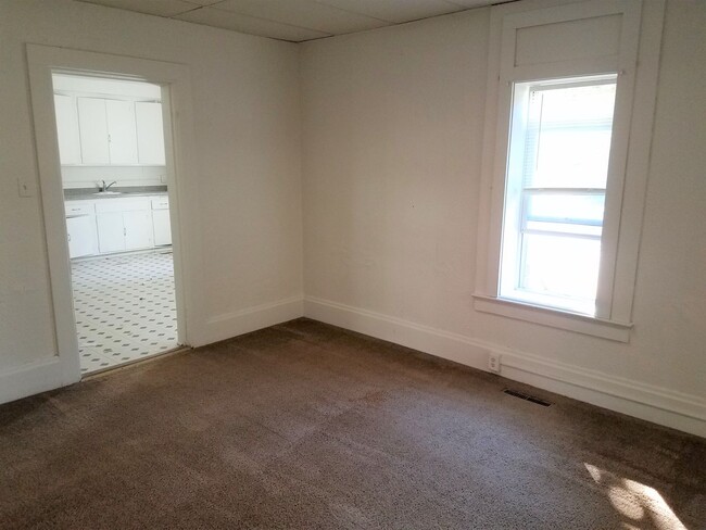 property at 901-329 Cameron Ave