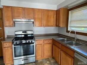 5846 Sheridan Dr in Amherst, NY - Building Photo - Building Photo