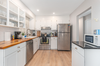 3 Fieldcrest Cir in Asheville, NC - Building Photo - Building Photo